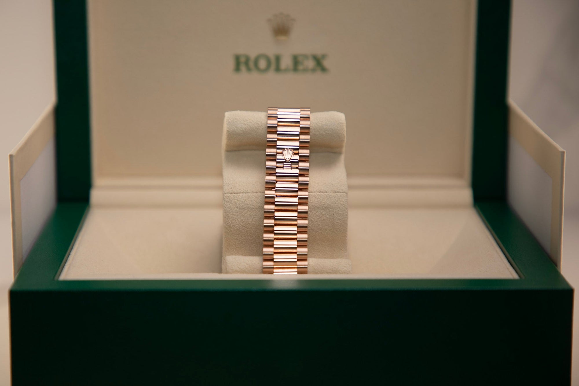 Rolex Oyster 40 mm Chocolate Dial 18 kt Everose Gold President, Semi-Circular Three-Piece Links 228235-0053 - WATCHXNYC