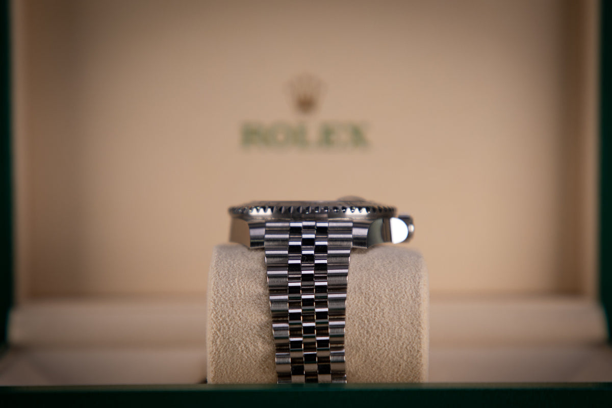 Rolex GMT-Master II Bruce Wayne 40 mm Black Dial Oystersteel Jubilee Bracelet 126710grnr-0003 - WATCHXNYC