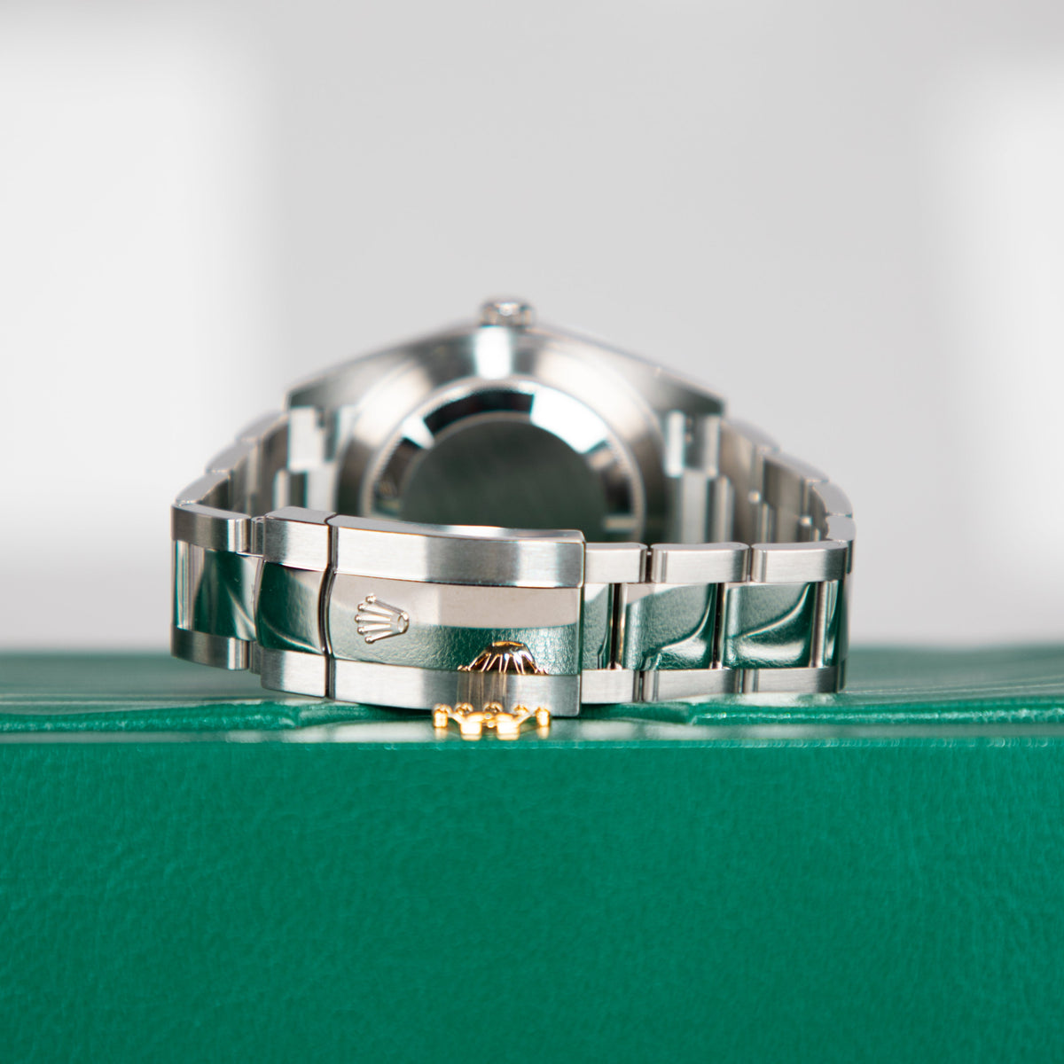 Rolex Datejust 41 mm Wimbledon Slate Dial Oystersteel and White Gold Oyster Bracelet 126334-0021 - WATCHXNYC