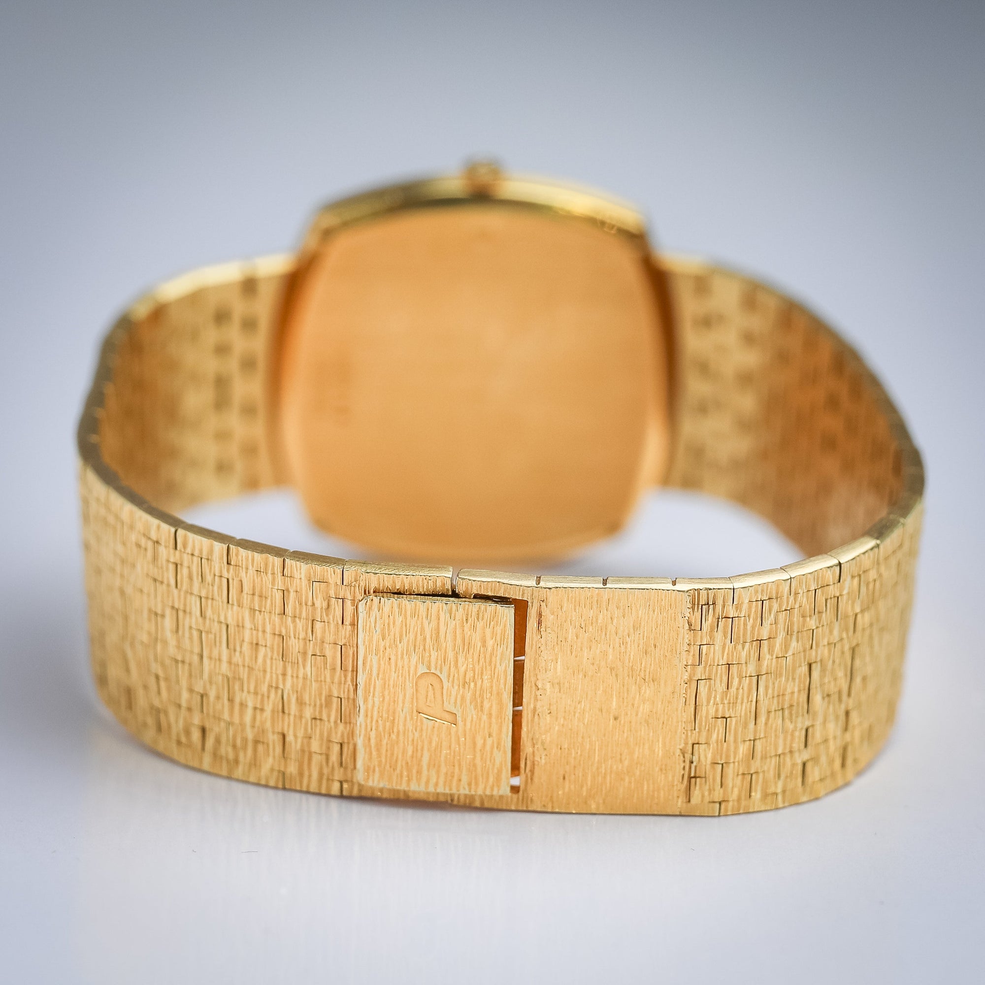 1970's Piaget 12431A6 Yellow Gold - WATCHXNYC