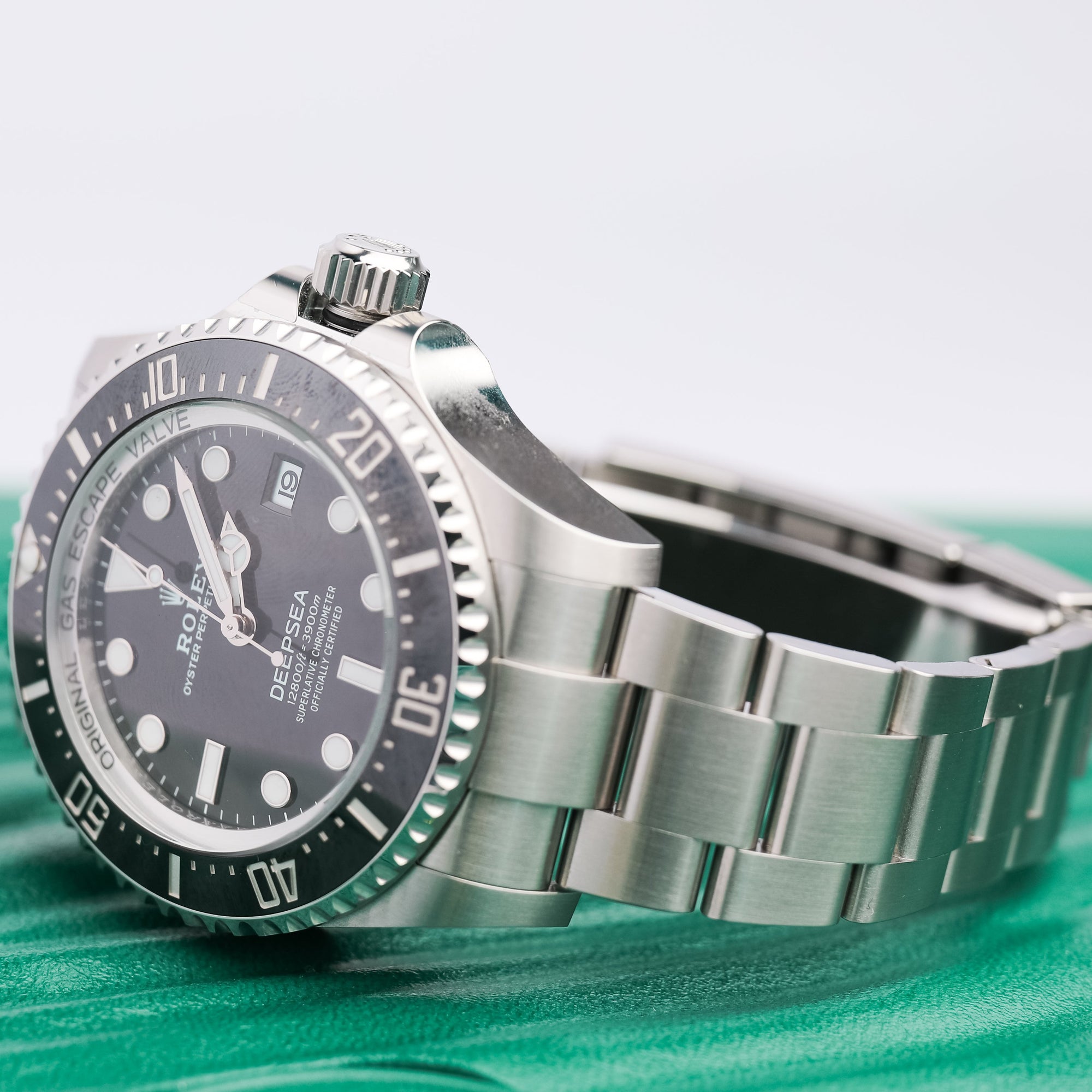 2025 Rolex Deepsea Oyster Date 44mm 136660 - WATCHXNYC