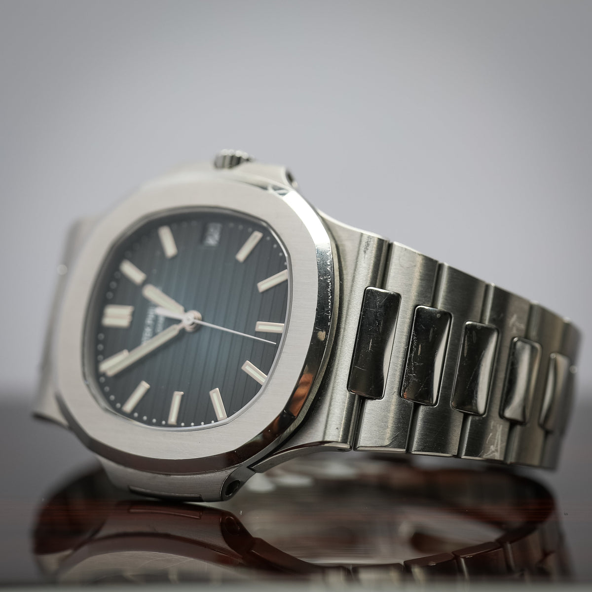 Patek Philippe Nautilus Blue Stainless Steel 5711/1A-010 - WATCHXNYC