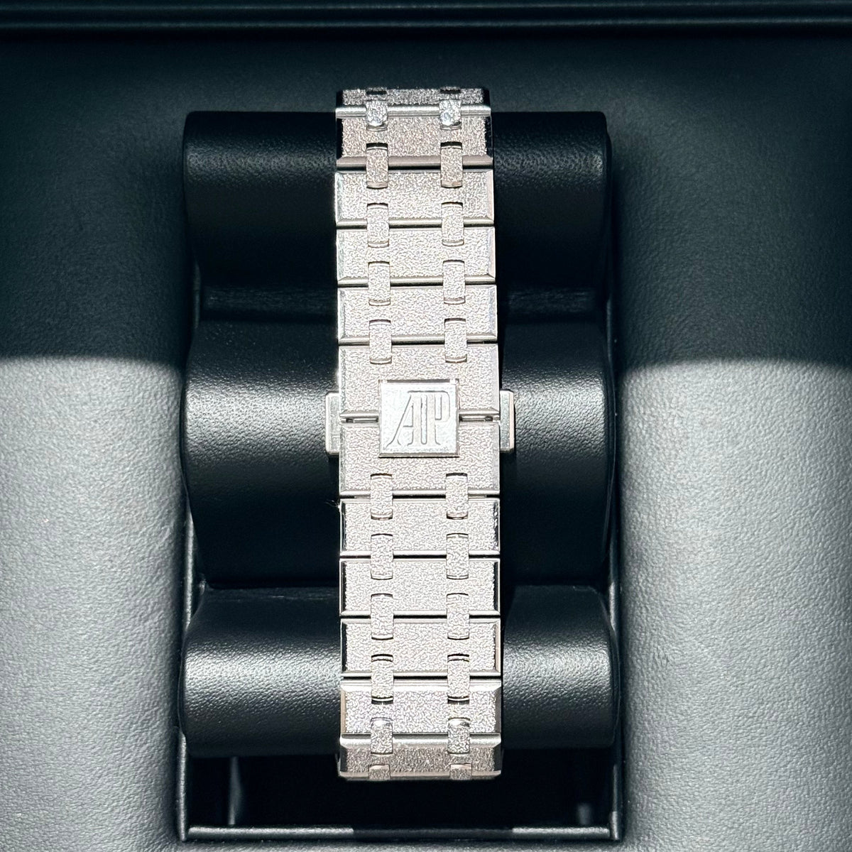 Audemars Piguet Royal Oak 41mm Purple Dial Frosted White Gold 26331BC.GG.1224BC.01 - WATCHXNYC
