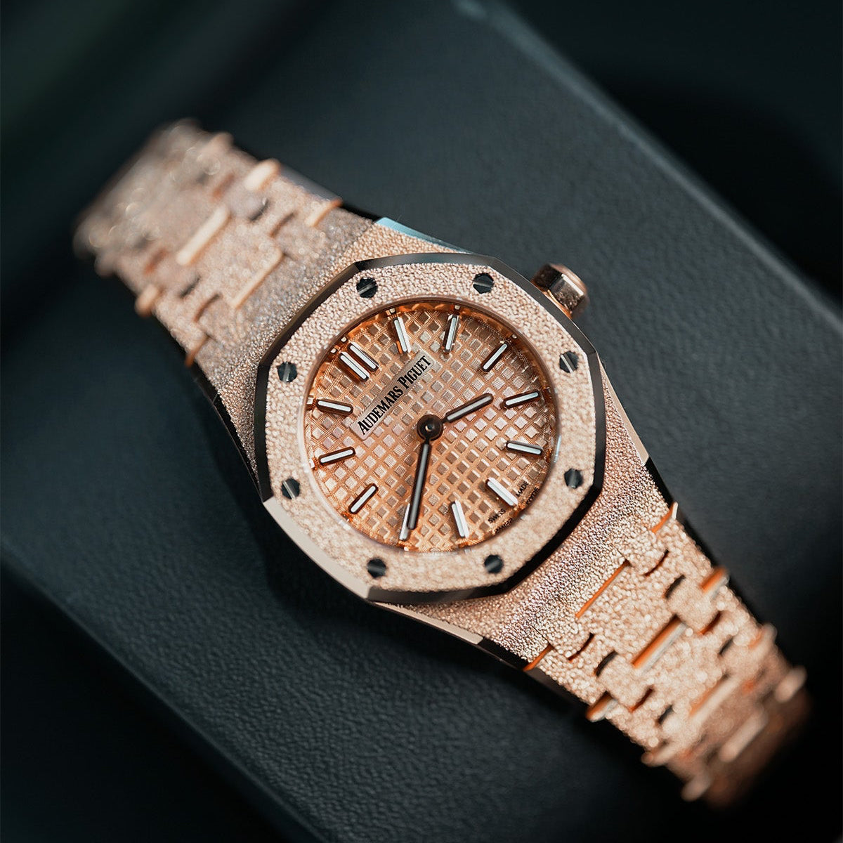 Audemars Piguet Royal Oak Mini Frosted Gold Quartz 23 mm Pink Dial 18-Carat Pink Gold Bracelet 67630OR.GG.1312OR.01 - WATCHXNYC
