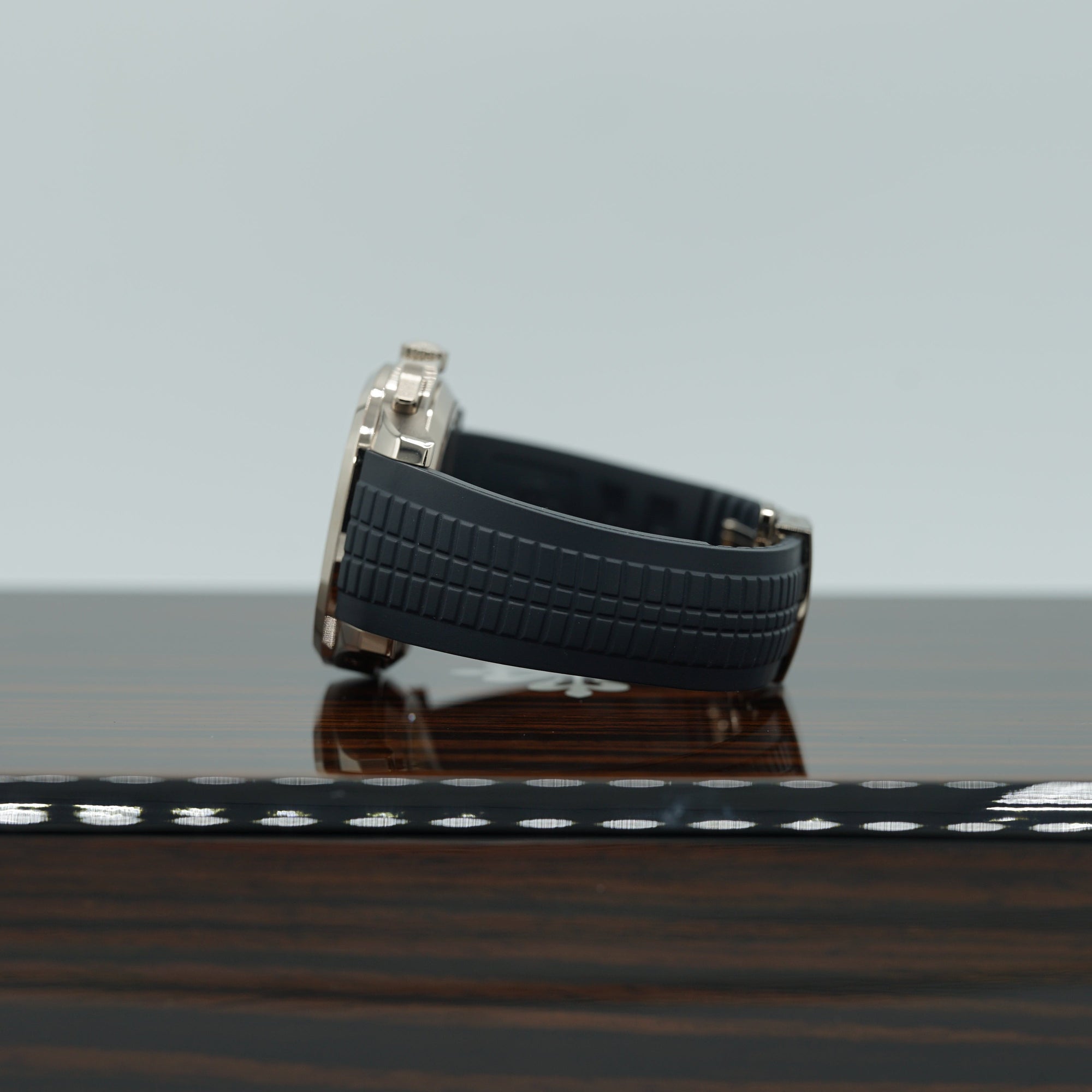 Patek Philippe  Aquanaut 42.2 mm Blue Dial 18K White Gold Rubber Strap 5968G-001 - WATCHXNYC