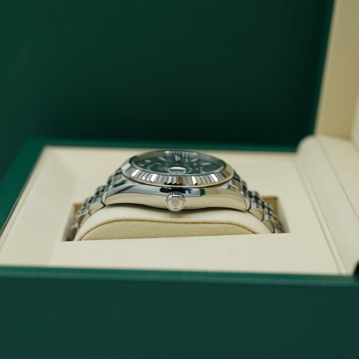 Rolex Sky-Dweller 42 mm Mint Green Dial Oystersteel and yellow gold Oyster Bracelet 336934-0001 - WATCHXNYC