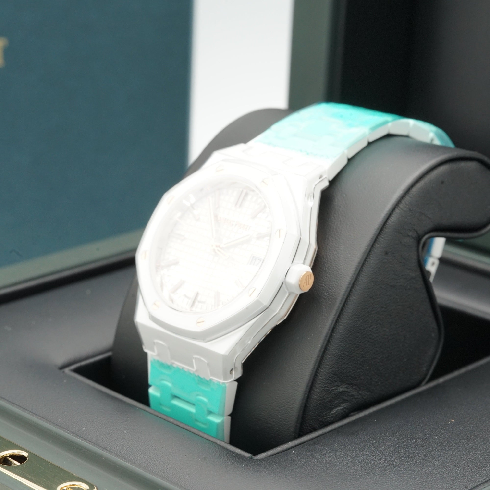 Audemars Piguet Royal Oak Selfwinding 34 mm Silver Dial White Ceramic Bracelet 77350CB.OO.1266CB.01 - WATCHXNYC