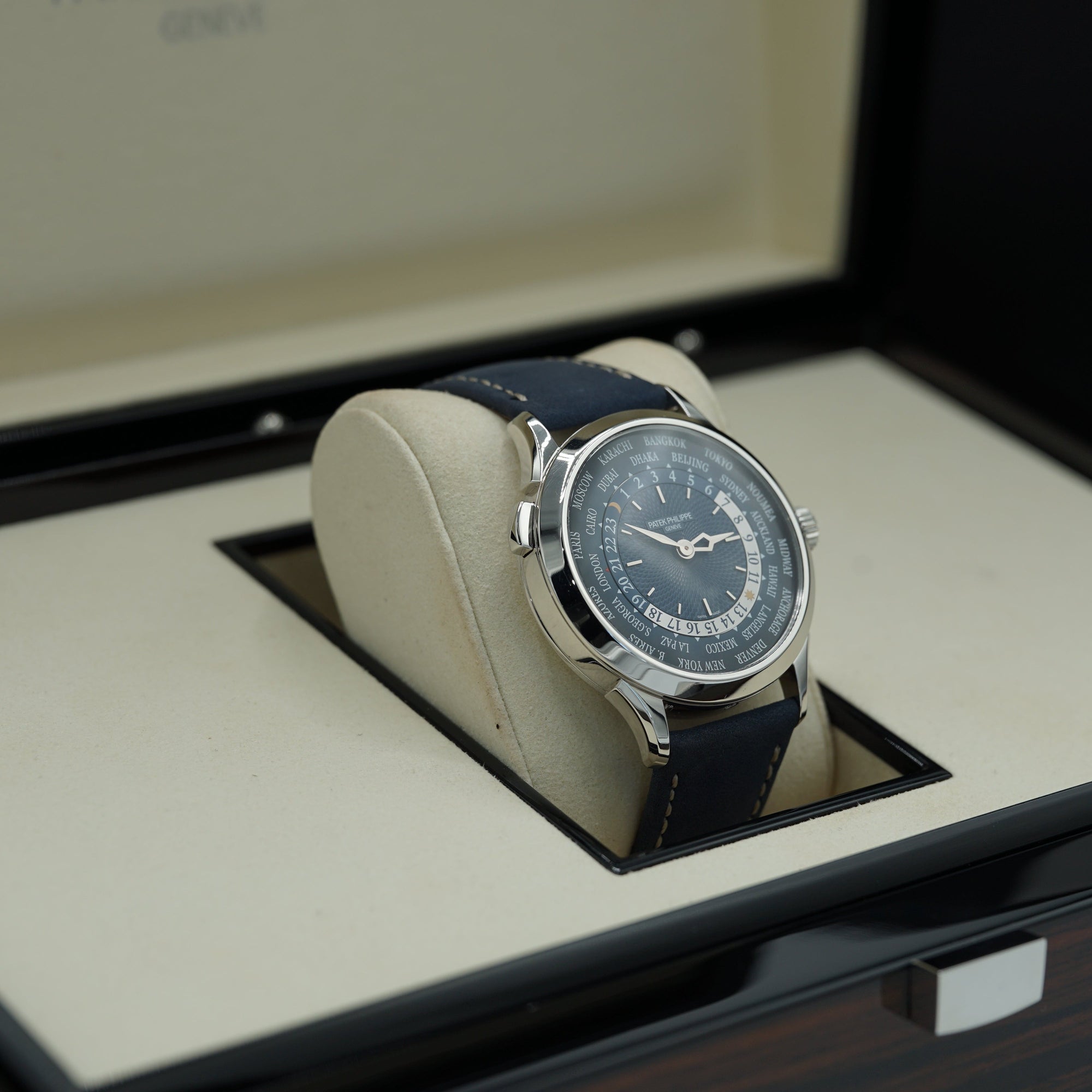 Patek Philippe 5230P-001 World Time 38.5mm Blue Dial Platinum - WATCHXNYC