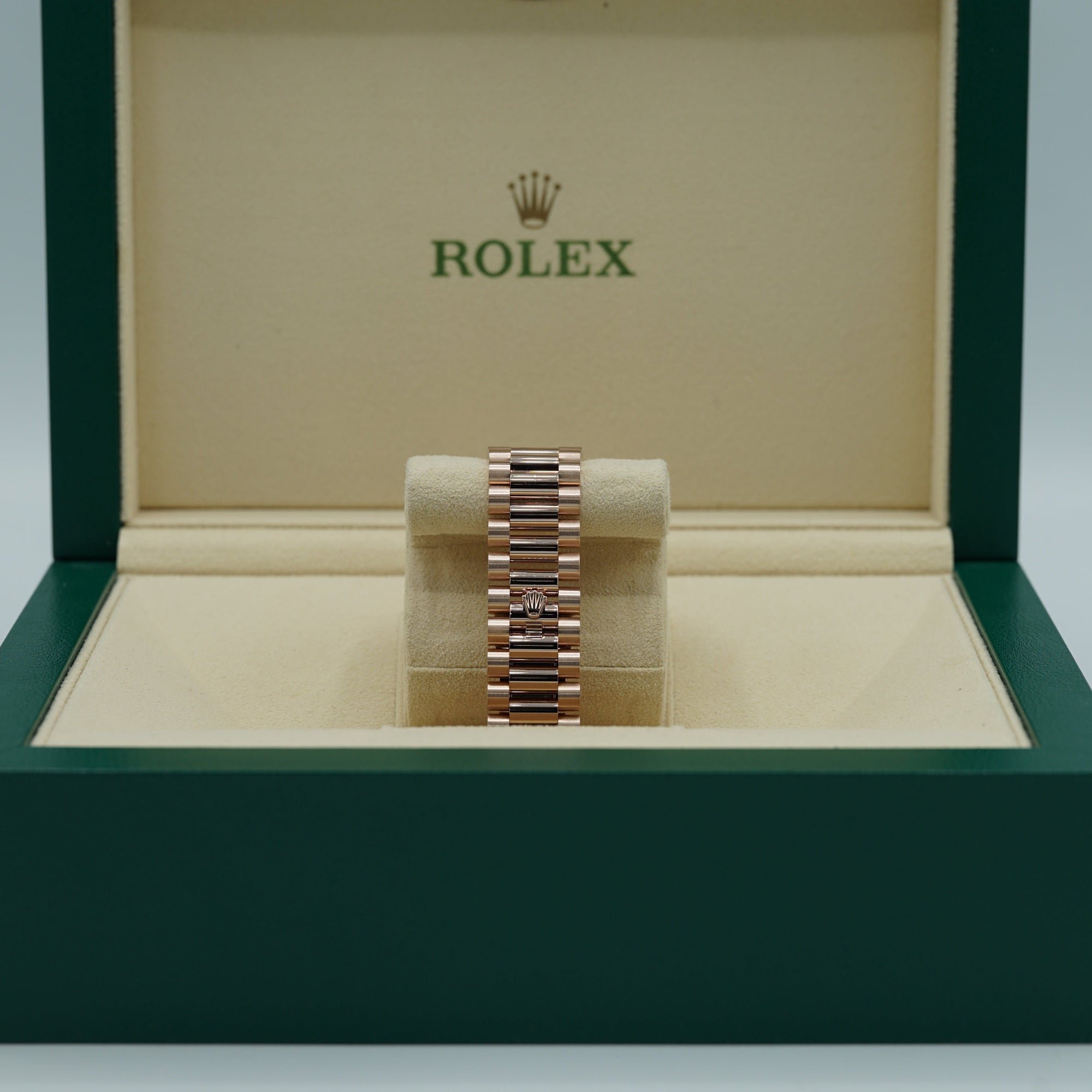 Rolex Oyster 40 mm Olive Green Dial 18 kt Everose Gold President, Semi-Circular Three-Piece Links 228235-0025 - WATCHXNYC
