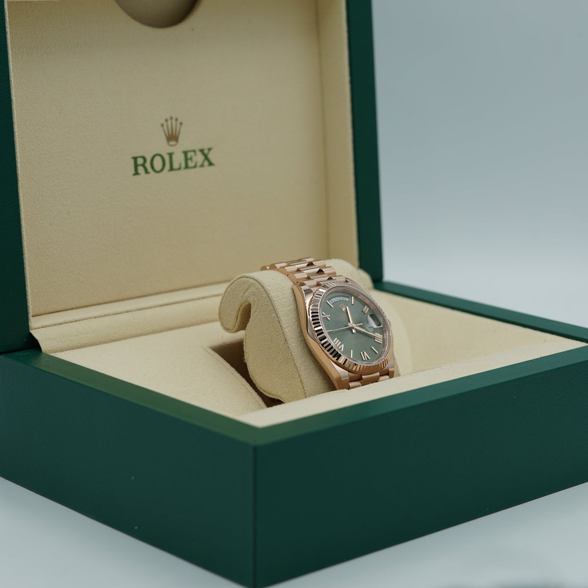 Rolex Oyster 40 mm Olive Green Dial 18 kt Everose Gold President, Semi-Circular Three-Piece Links 228235-0025 - WATCHXNYC