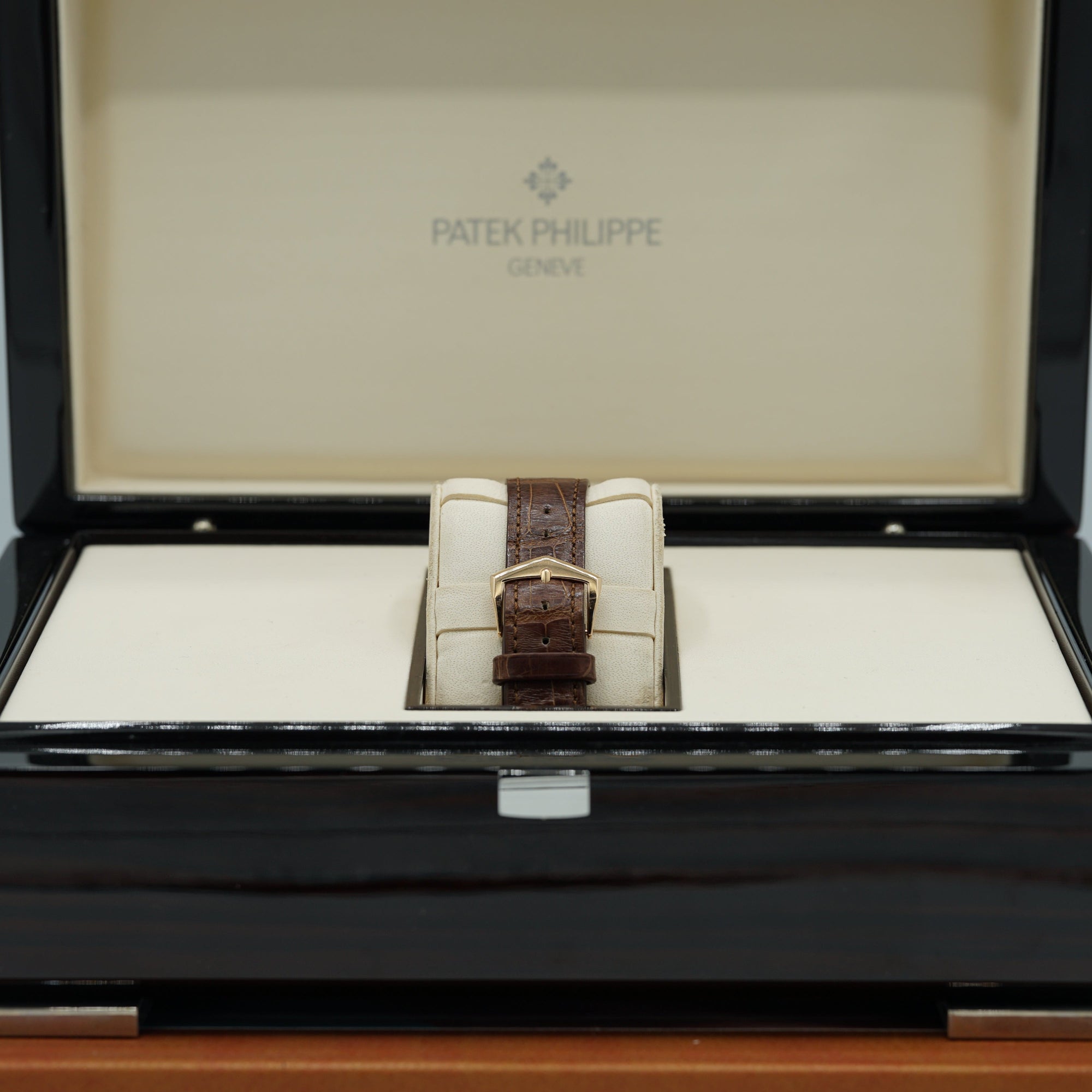 Patek Philippe Calatrava 37mm Silver Dial Rose Gold 5196R-001 - WATCHXNYC