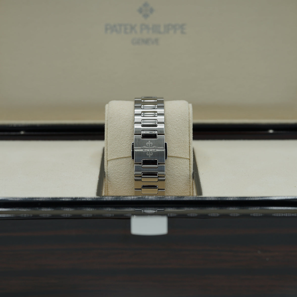 Patek Philippe Nautilus Silver Dial Stainless Steel &amp; Diamond Case/Bracelet 35.2mm 7118-1200A-010 - WATCHXNYC