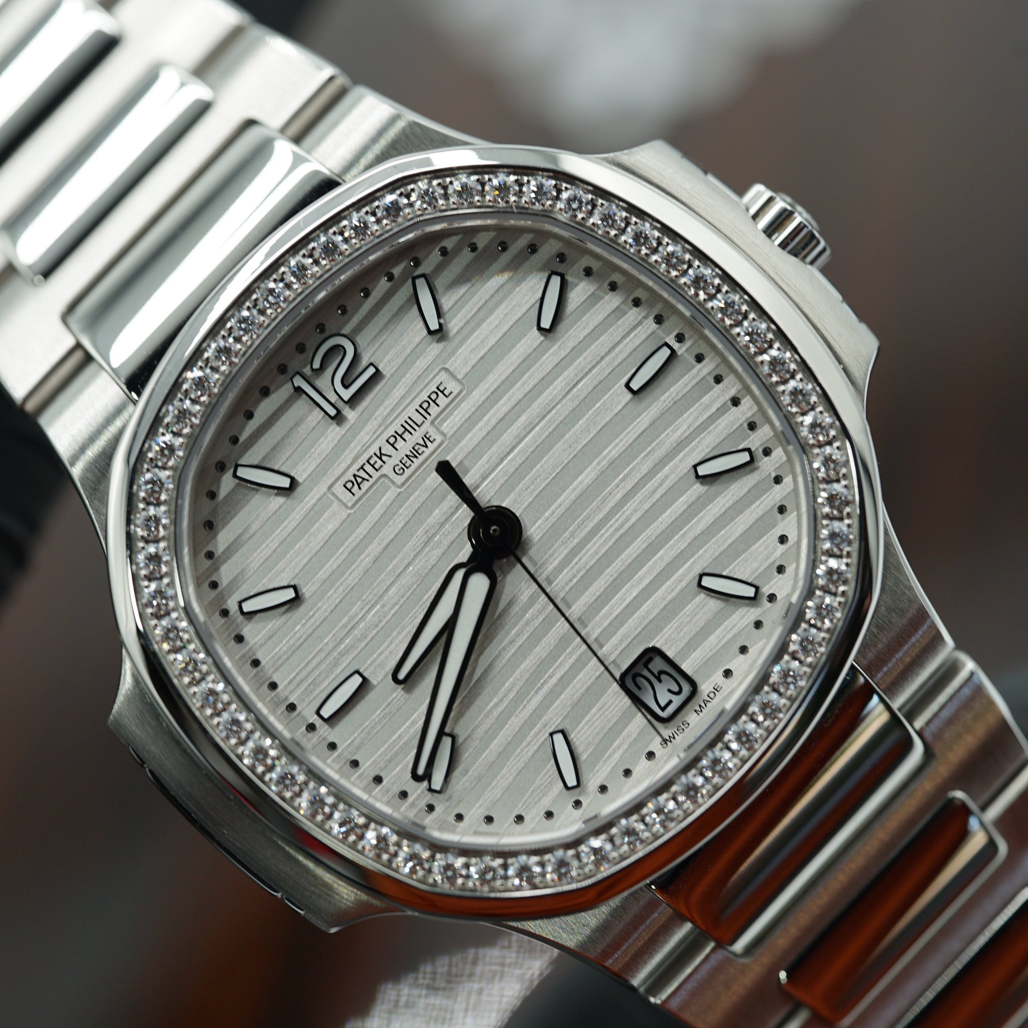 Patek Philippe Nautilus Silver Dial Stainless Steel &amp; Diamond Case/Bracelet 35.2mm 7118-1200A-010 - WATCHXNYC
