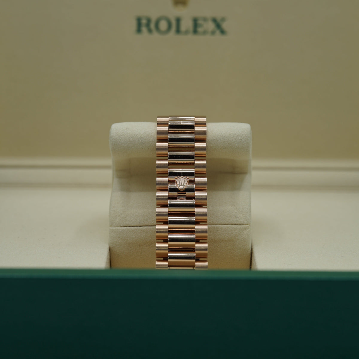 Rolex Oyster 40 mm Diamond-Paved Dial 18 kt Everose Gold President, Semi-Circular Three-Piece Links 228235-0036 - WATCHXNYC