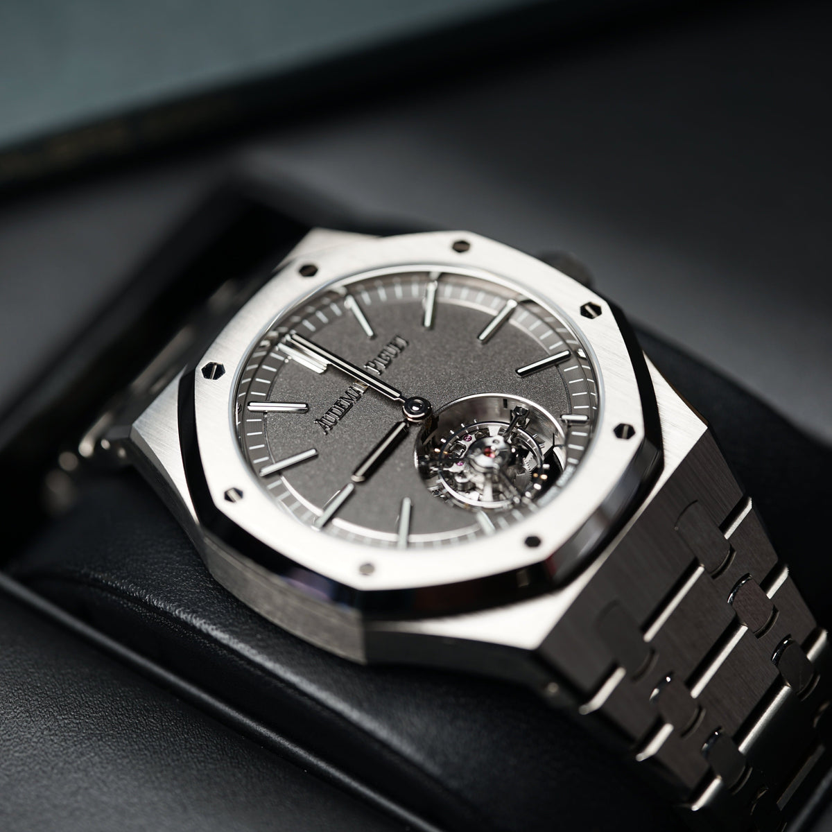 Audemars Piguet Royal Oak 41mm Slate Grey Dial Titanium 26530TI.OO.1220TI.01 - WATCHXNYC