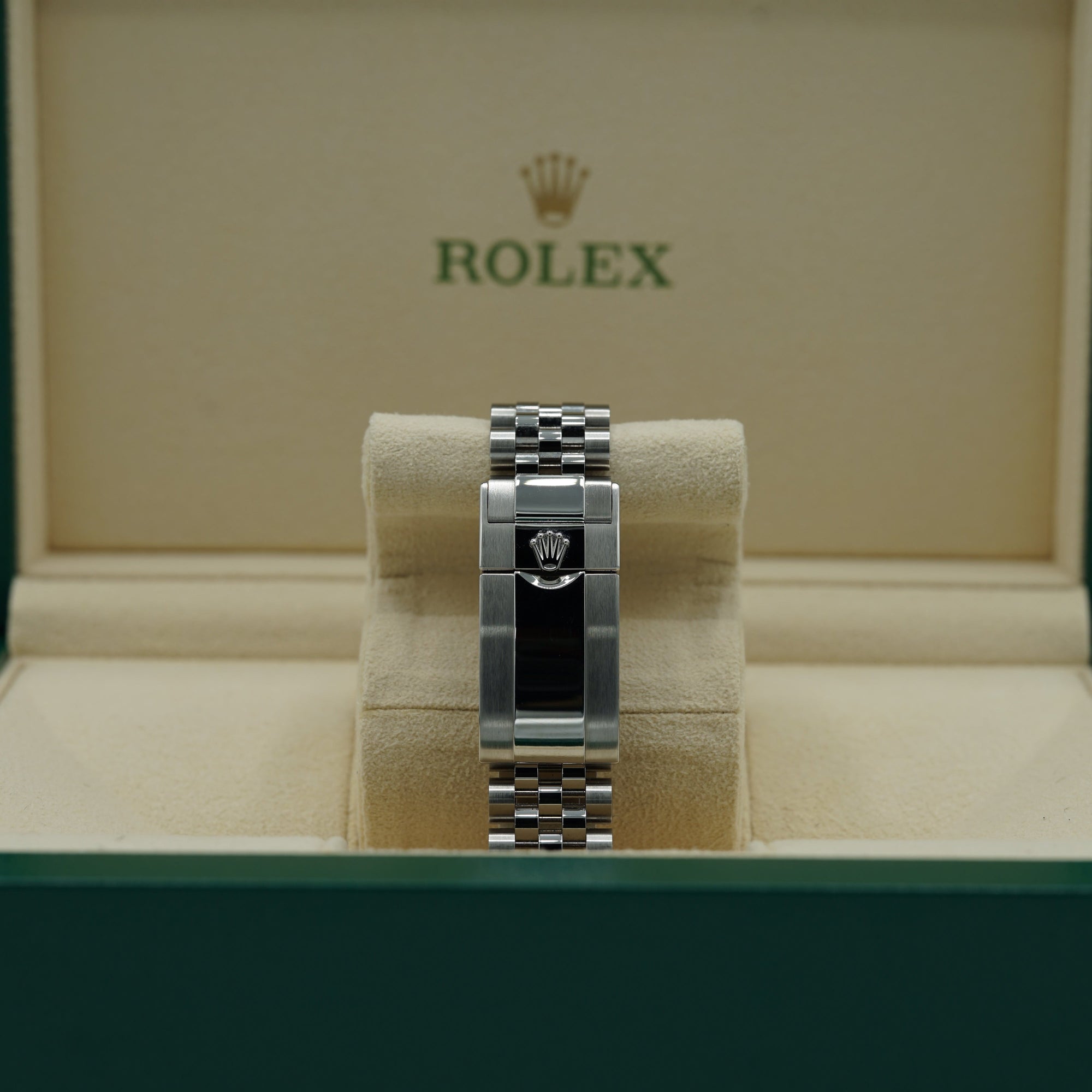 Rolex GMT-Master II Pepsi 40 mm Black Dial Oystersteel Jubilee Bracelet 126710blro-0001 - WATCHXNYC