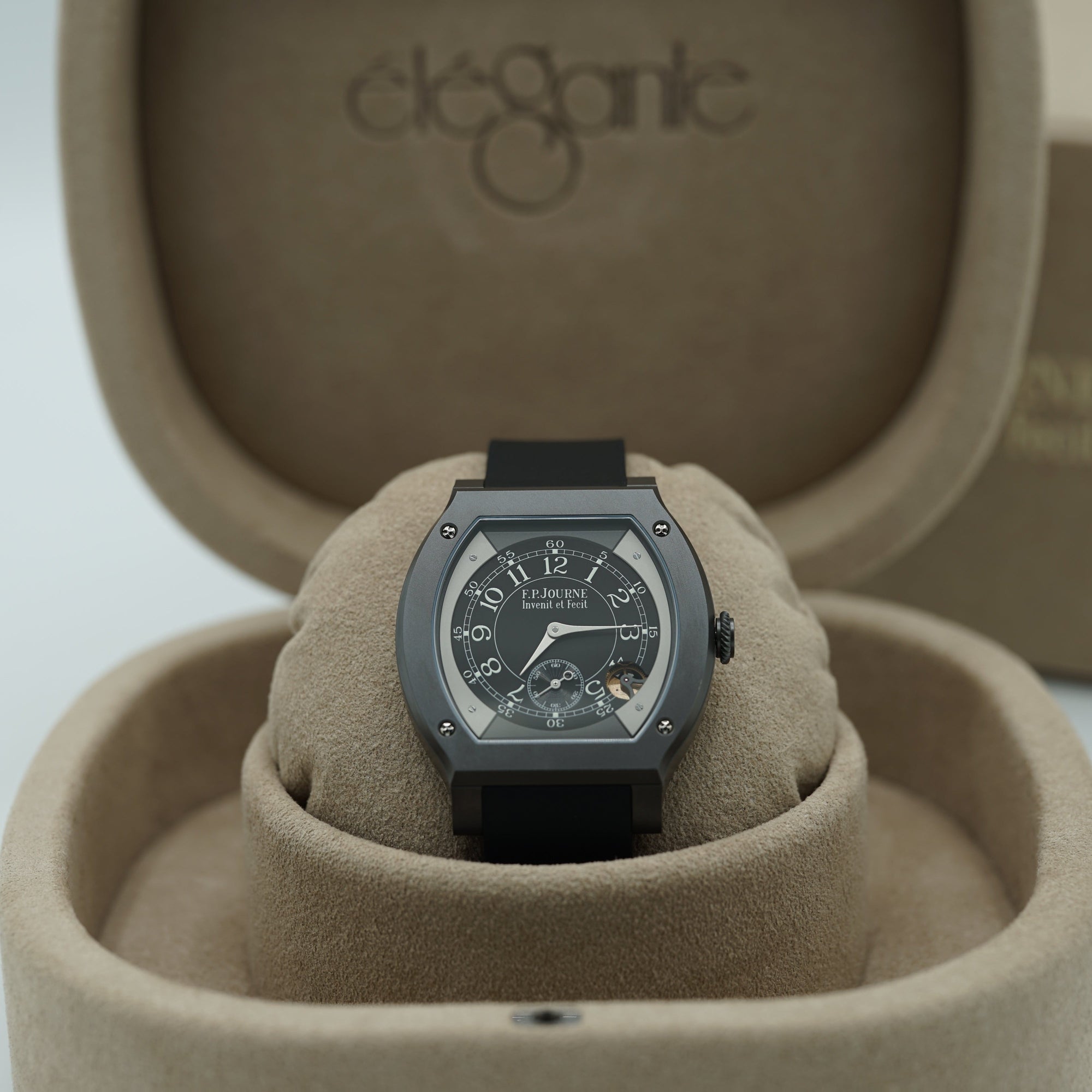 F.P.Journe élégante 48 Titalyt 40mm Black Dial Titanium Rubber Strap - WATCHXNYC