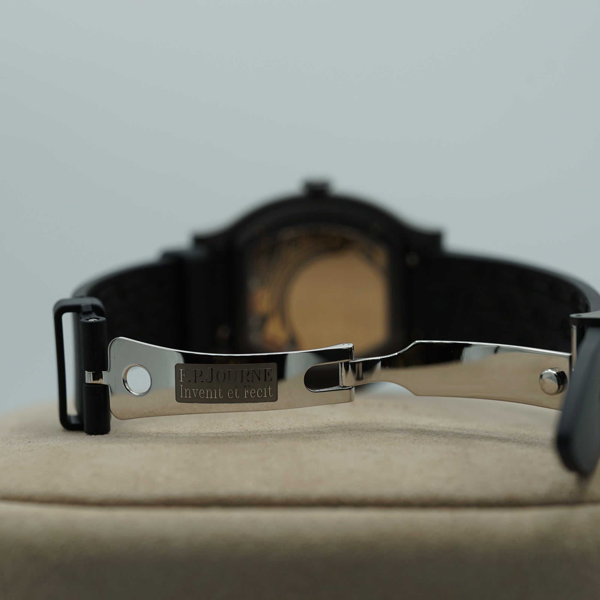F.P.Journe élégante 48 Titalyt 40mm Black Dial Titanium Rubber Strap - WATCHXNYC