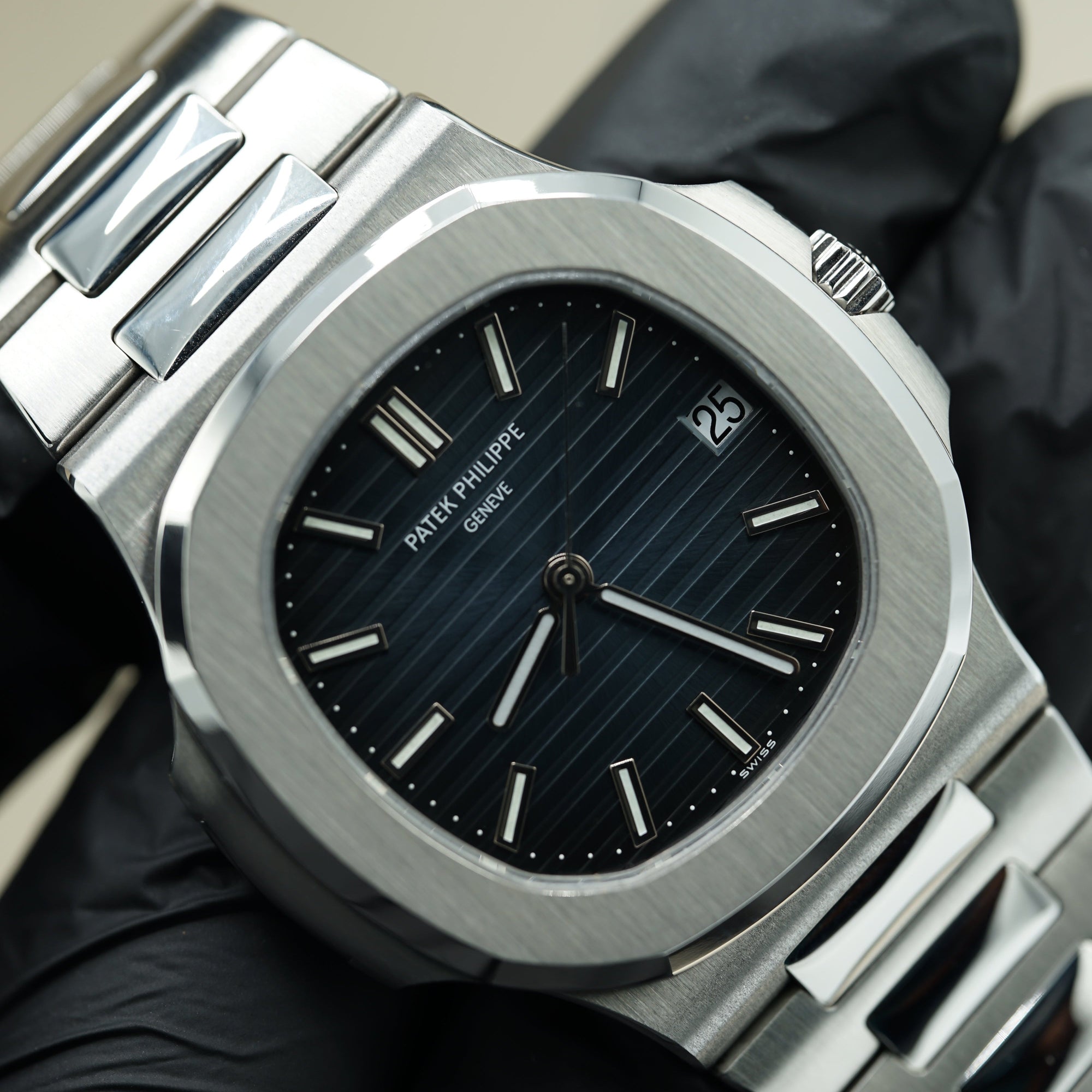 Patek Philippe Nautilus Blue Stainless Steel 5711/1A-010 - WATCHXNYC