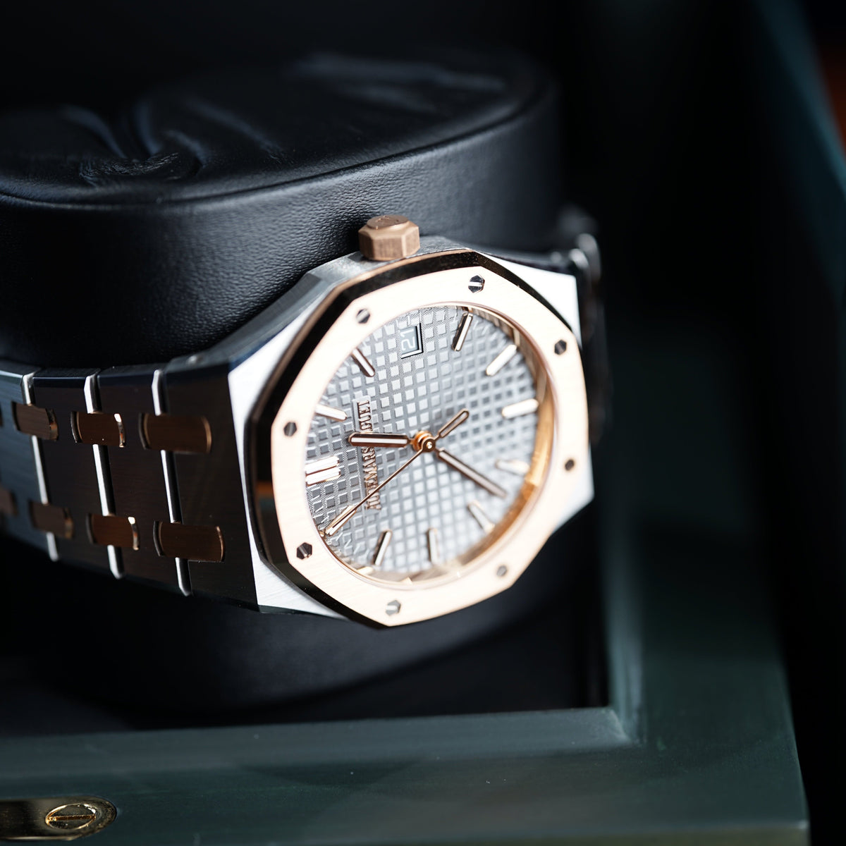 Audemars Piguet Royal Oak Selfwinding 34 mm Grey Dial Stainless Steel with 18k Pink Gold Bracelet 77450SR.OO.1361SR.03 - WATCHXNYC