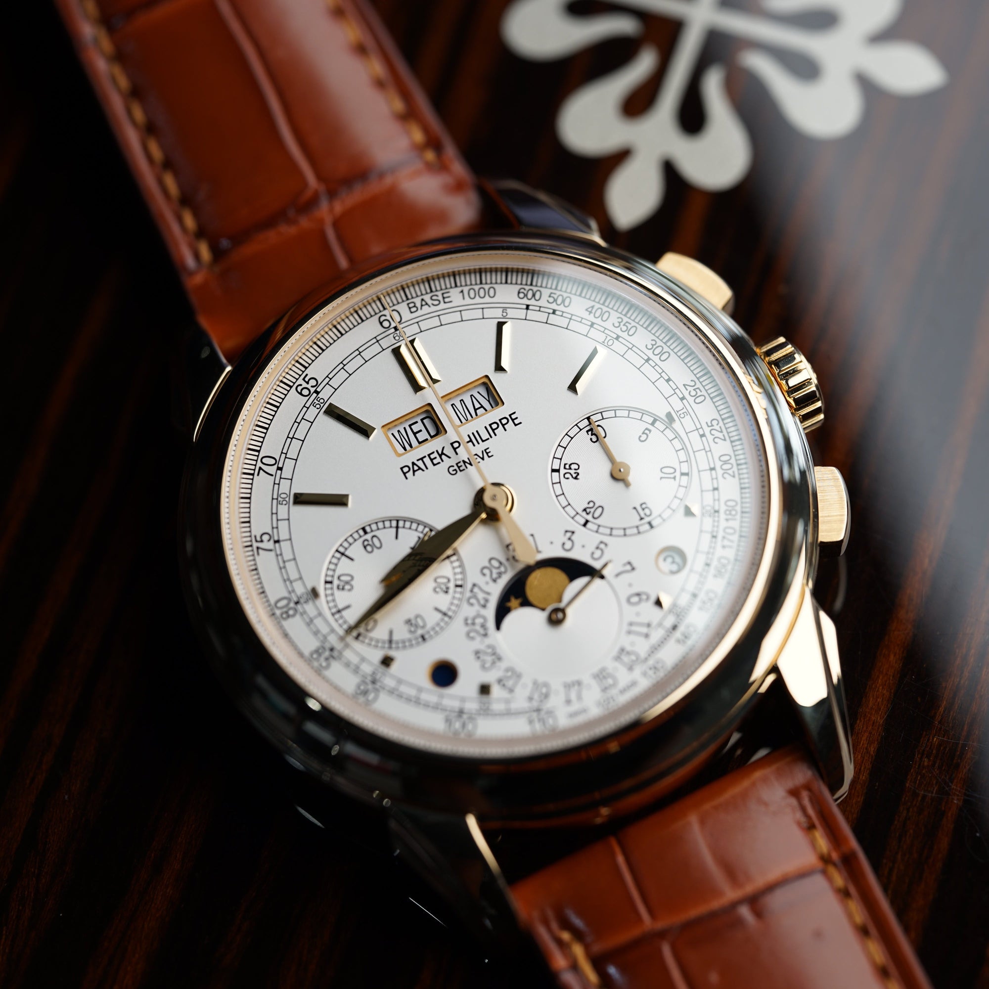 5270R-001 - WATCHXNYC