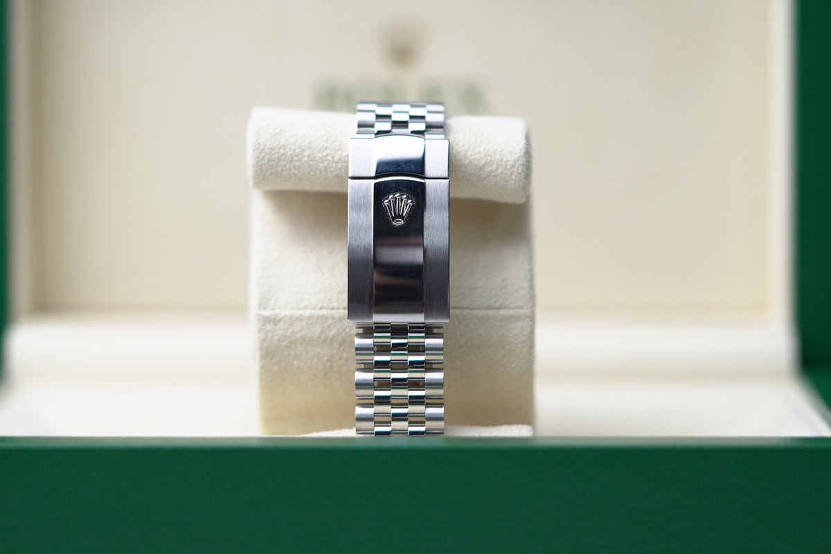 Rolex Datejust 41 mm Mint Green Dial Oystersteel and White Gold Jubilee Bracelet 126334-0028 - WATCHXNYC