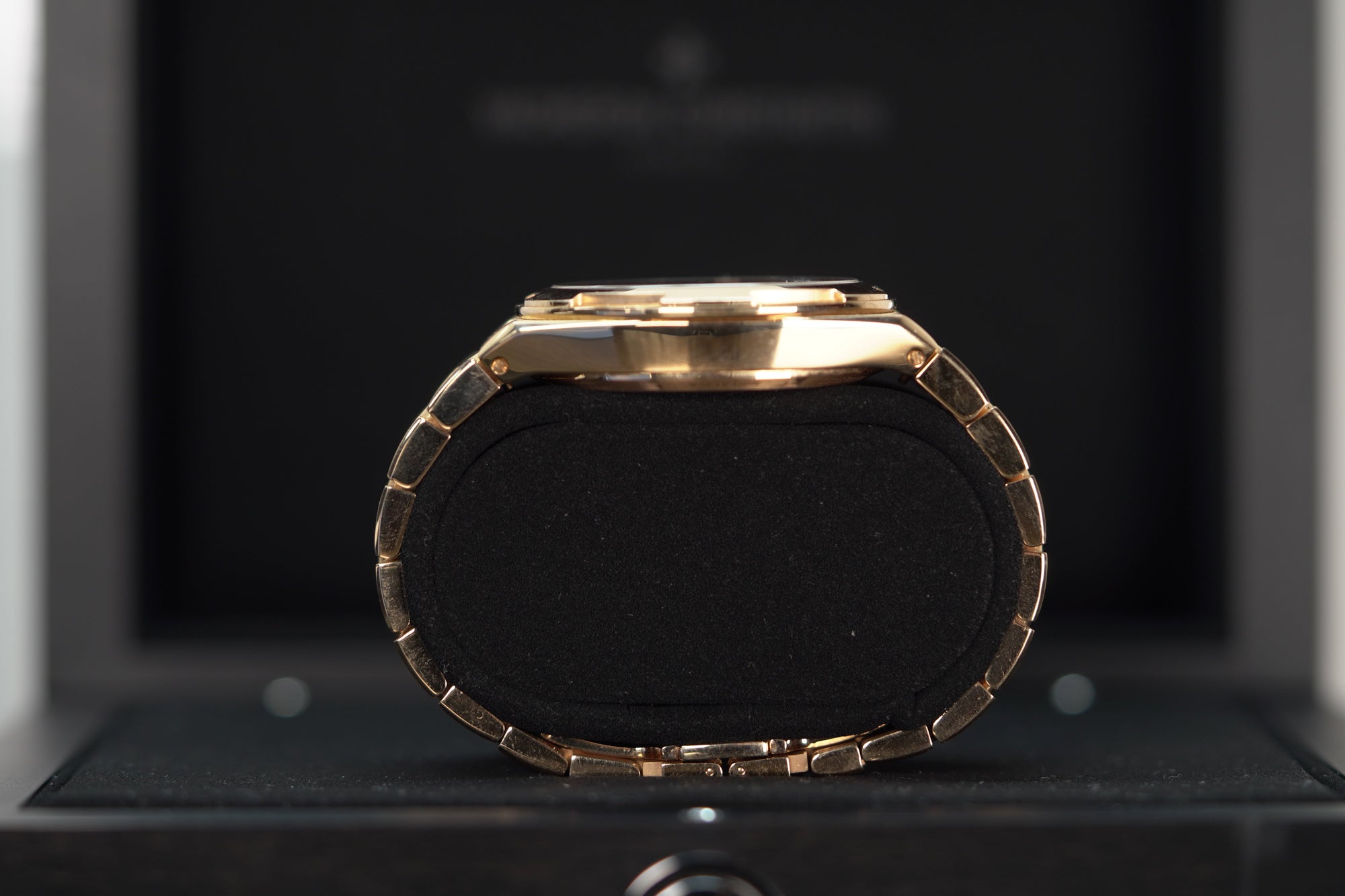 Vacheron Constantin Overseas self-winding 34.5 mm Blue Dial 18K Pink Gold Bracelet 4600V/200R-B979 - WATCHXNYC