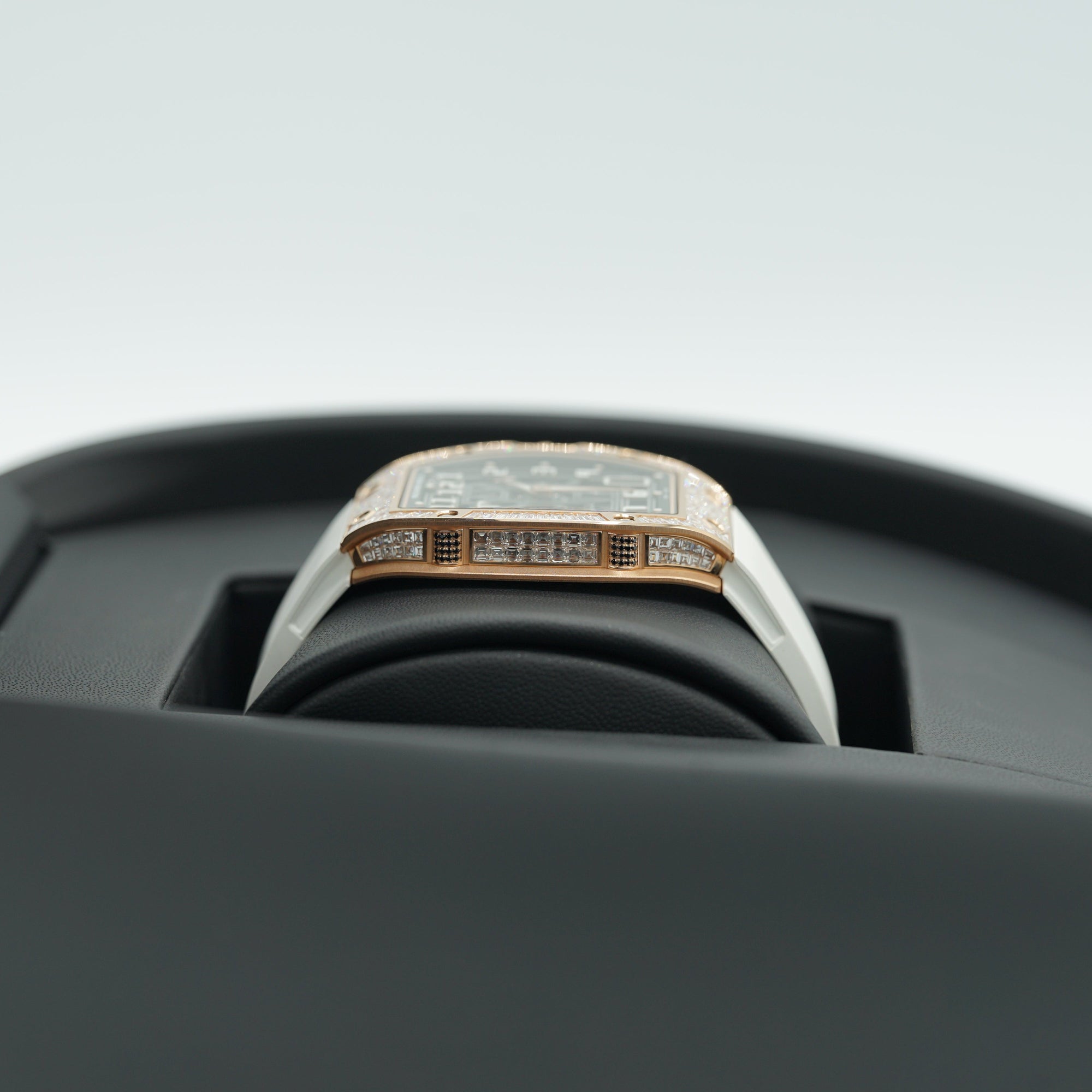 RM67-01 - WATCHXNYC