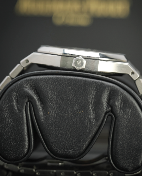 Audemars Piguet Royal Oak 41mm White Dial Stainless Steel 15400ST.OO.1220ST.02 - WATCHXNYC